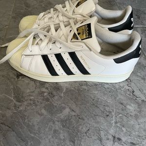 Adidas Superstar Shoes  Size 5.5 Unisex, Women’s 7.5